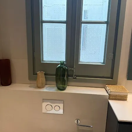 Unique - Luxurious Oasis Casa de Férias Barcelona