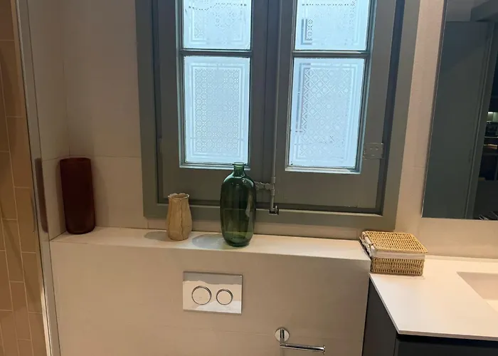 Unique - Luxurious Oasis Casa de Férias Barcelona